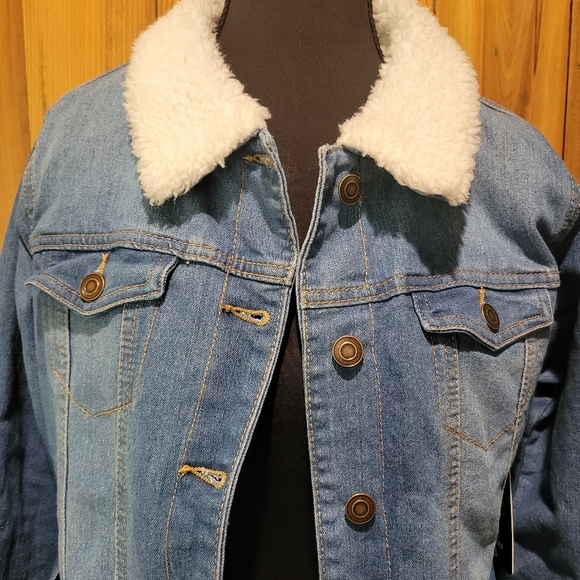 Denim Sherpa-Lined Jacket - Picture 2 of 16